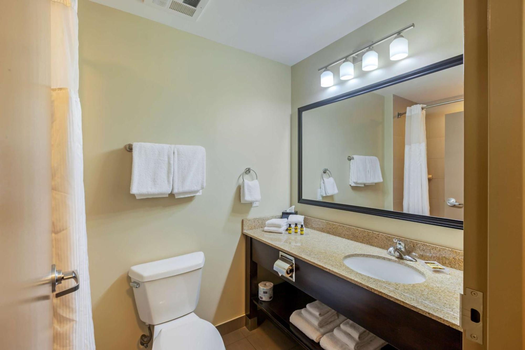 Best Western Plus Walkerton Hotel & Conference Centre المظهر الخارجي الصورة